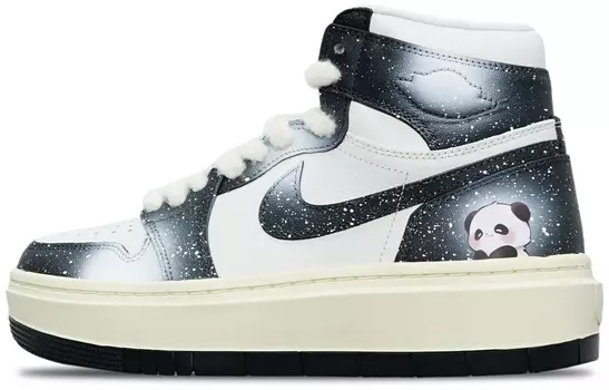 Кроссовки Air JORDAN 1 Vintage Basketball Shoes Women's High-Top Black White