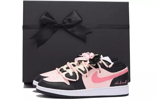 Кроссовки Air Jordan 1 Vintage Basketball Shoes Women's Low-top Black/powder, розовый