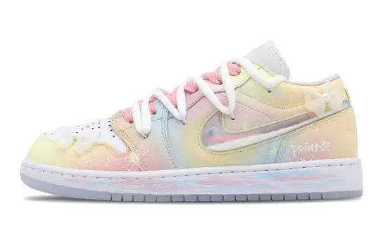 Кроссовки Air Jordan 1 Vintage Basketball Shoes Women's Low-top Luminous Green/Crimson Tint/Volt/Black, зеленый
