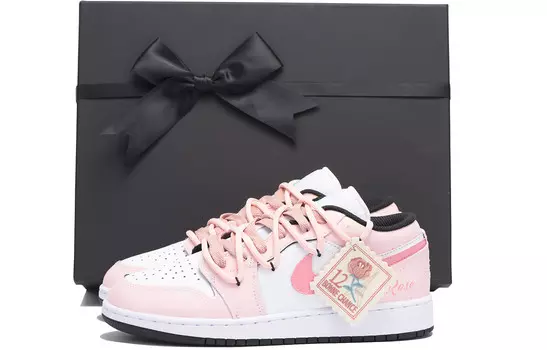 Кроссовки Air JORDAN 1 Vintage Basketball Shoes Women's Low-Top White Pink