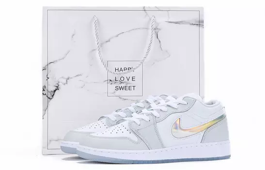 Кроссовки Air Jordan 1 Vintage Basketball Shoes Women's Low-top White/Gray, светло-серый