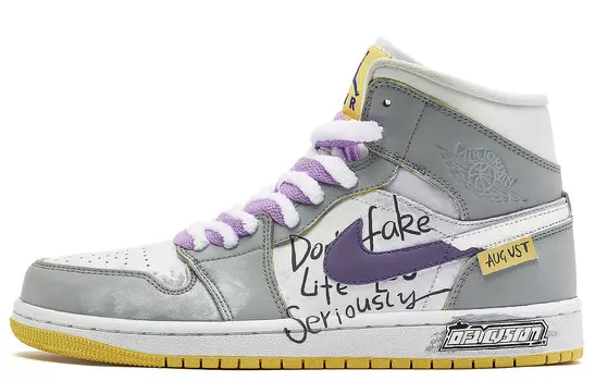 Кроссовки Air Jordan 1 Vintage Basketball Shoes Women's High-top Grey/white, серый