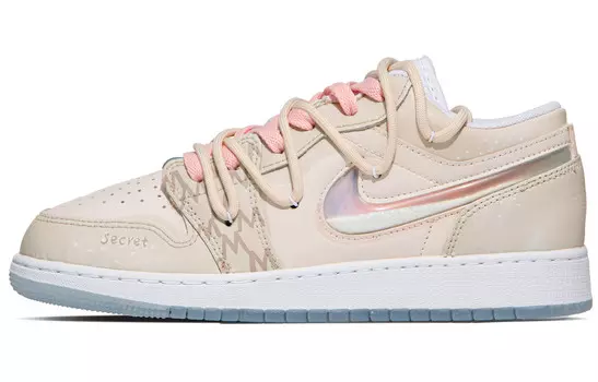 Кроссовки Air Jordan 1 Vintage Basketball Shoes Women's Low-top Beige/Pink, цвет Off White