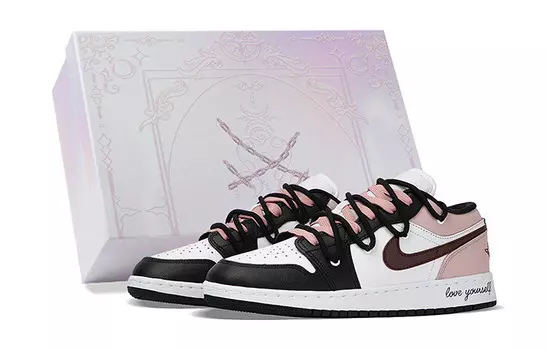 Кроссовки Air Jordan 1 Vintage Basketball Shoes Women's Low-top Black/powder, черный/розовый