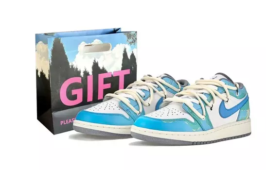 Кроссовки Air JORDAN 1 Vintage Basketball Shoes Women's Low-Top Blue With White Lettering, синий