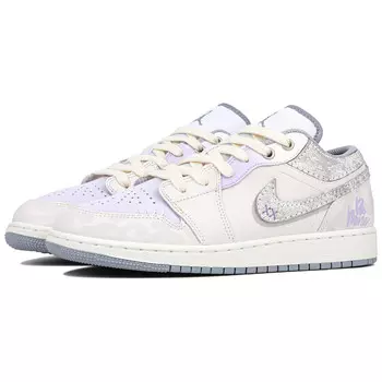 Кроссовки Air Jordan 1 Vintage Basketball Shoes Women's Low-top Sail/Coconut Milk/Platinum Violet, белый/фиолетовый