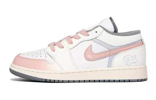 Кроссовки Air Jordan 1 Vintage Basketball Shoes Women's Low-top Platinum Violet/Coconut Milk/Volt/Sail, розовый