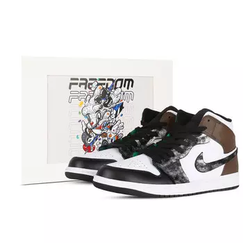 Кроссовки Air Jordan 1 Vintage Basketball Shoes Men Mid-top Black/Brown, цвет Galactic Traveler