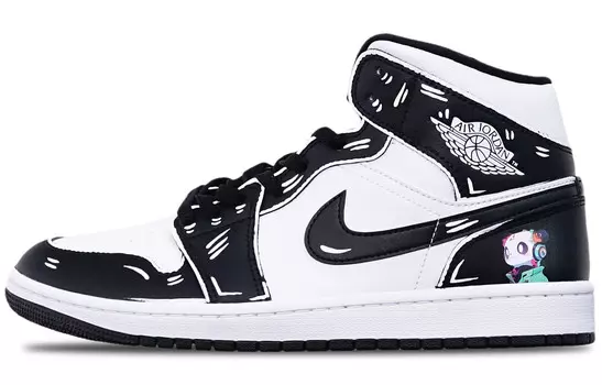 Кроссовки Air JORDAN 1 Vintage Basketball Shoes Women's High-Top Black White