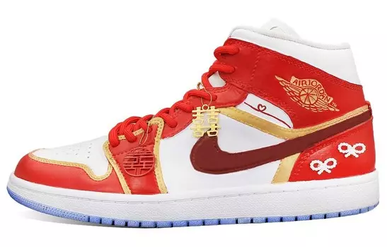 Кроссовки Air Jordan 1 Vintage Basketball Shoes Women's Mid-top Red/white/gold, красный
