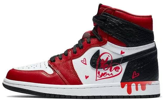 Кроссовки Air Jordan 1 Vintage Basketball Shoes Women's High-top Black/Red, красный