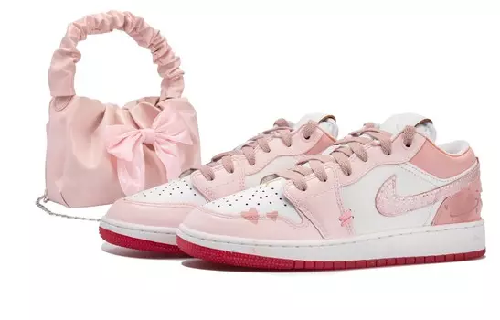Кроссовки Air JORDAN 1 Vintage Basketball Shoes Women's Low-Top White Pink