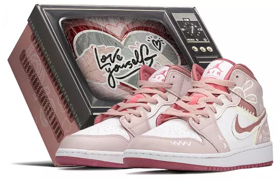 Кроссовки Air Jordan 1 Vintage Basketball Shoes Women's Mid-top White/pink, белый