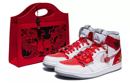Кроссовки Air JORDAN 1 Vintage Basketball Women's High-Top, белый/красный