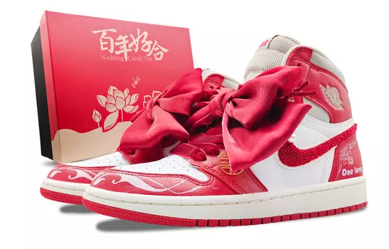 Кроссовки Air JORDAN 1 Vintage Basketball Women's High-Top, красный/белый