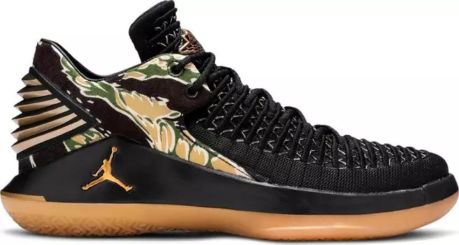 Кроссовки Air Jordan 32 Low GS Camo, черный