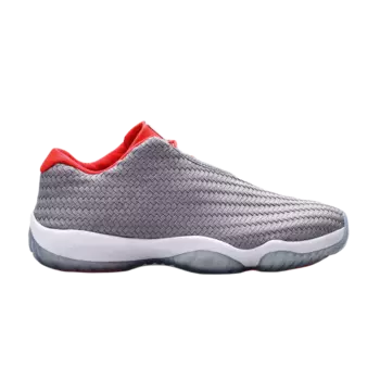 Кроссовки Air Jordan Future Low 'Wolf Grey Infrared', серый