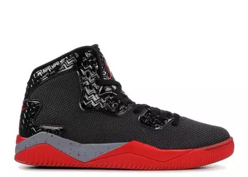 Кроссовки Air Jordan JORDAN AIR SPIKE FORTY PE 'BLACK FIRE RED', черный
