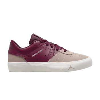 Кроссовки Air Jordan Jordan Series ES GS, красный