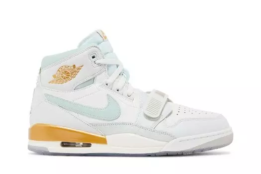 Кроссовки Air Jordan Legacy 312, белый