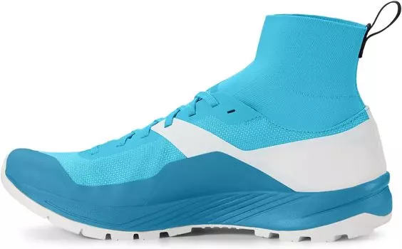 Кроссовки Arc'teryx Vertex, цвет Cosmic Cyan/Silk
