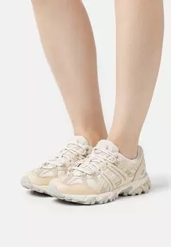 Кроссовки ASICS SportStyle