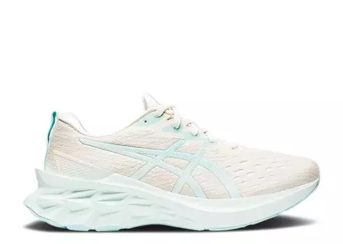 Кроссовки ASICS Wmns Novablast 2 'Birch Clear Blue', кремовый