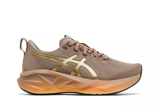 Кроссовки ASICS Wmns Novablast 5 Luxe, коричневый