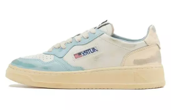 Кроссовки AUTRY Distressed Panelled Leather, белый/голубой