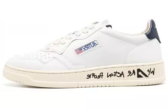 Кроссовки AUTRY Skateboarding Shoes Women's Low-top White/Black, белый/черный