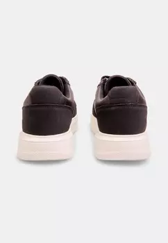 Кроссовки Bata, черный