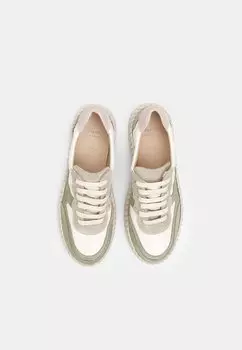 Кроссовки Bata, зеленый