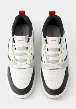 Кроссовки Bershka, белые