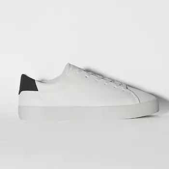 Кроссовки Bershka, белый