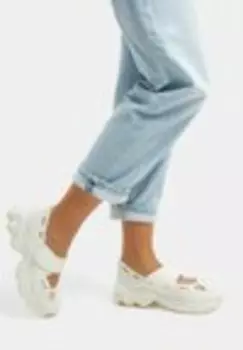 Кроссовки Bershka, белый