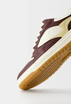 Кроссовки Bershka, коричневый