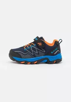 Кроссовки Blackout Low Jr Unisex HI-TEC, цвет navy/orange/lake blue