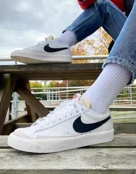 Кроссовки Blazer Low '77 Vintage белого/черного цвета Nike