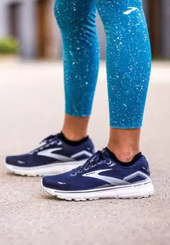 Кроссовки Brooks