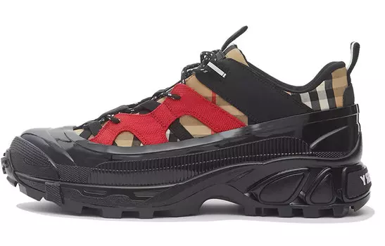 Кроссовки Burberry Arthur в винтажную клетку, черный