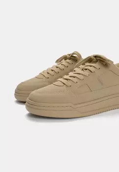 Кроссовки CHUNKY SOLE PULL&BEAR, коричневый