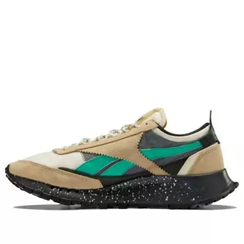 Кроссовки classic leather legacy 'splatter paint - utility beige' Reebok, бежевый