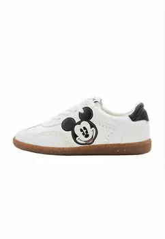 Кроссовки Desigual, белый