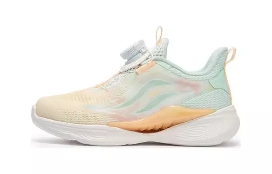 Кроссовки детские Qing Feng 5.0 PS Low-top светло-розовые оранжевые/пенопластово-зеленые Xtep, светло-розовый/оранжевый/зеленый