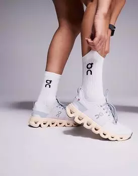 Кроссовки для бега Cloudswift 4 в морозном и светлом цвете On Running