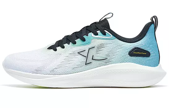 Кроссовки для бега To Light 5.0 мужские с низким верхом Sail белые/желево-зеленые/звездно-синие Xtep