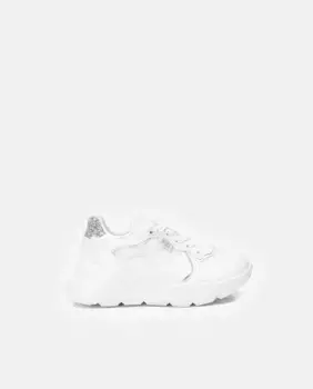 Кроссовки для девочки на шнуровке и двойной подошве Xti, белый