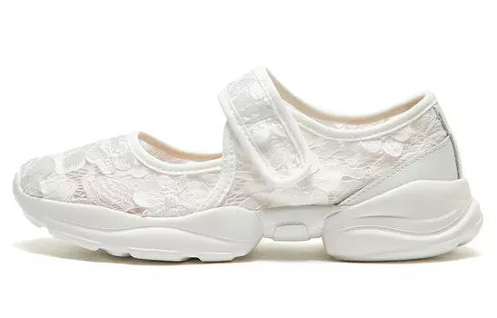Кроссовки для образа жизни женская с низким верхом белого цвета Joy&Mario