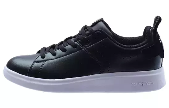 Кроссовки для скейтбординга женские низкие черные Xtep