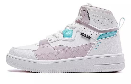 Кроссовки для скейтбординга женские высокие белые/светло-розовые Xtep